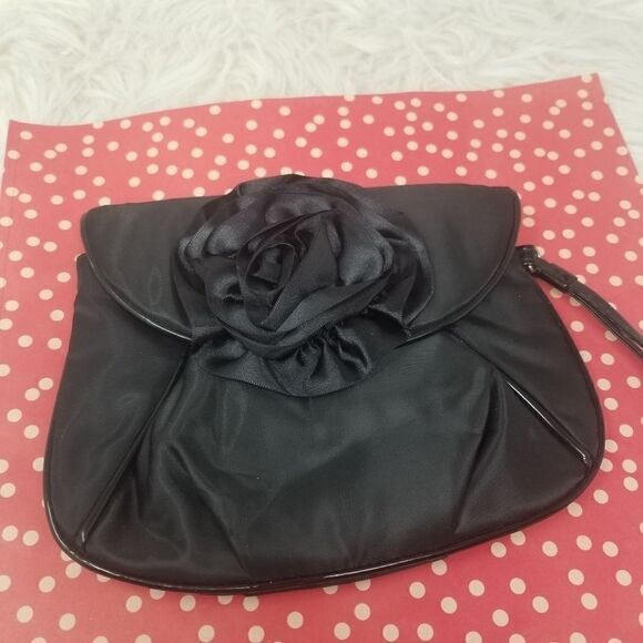 Black Wristlet with Ribbon Rose. - Picture 3 of 8